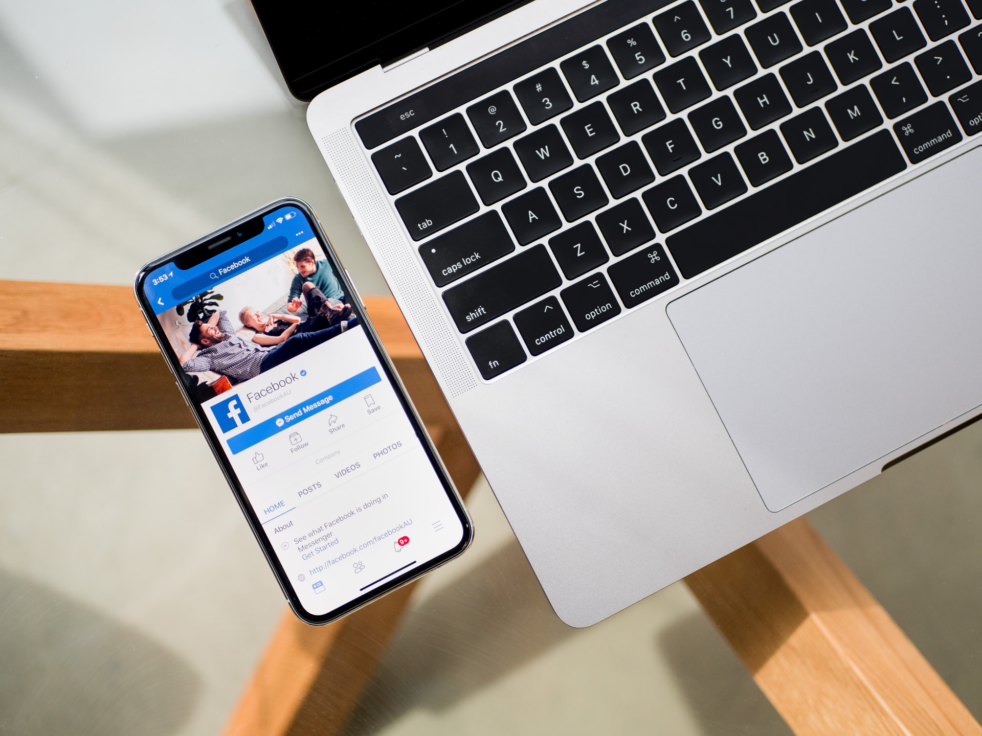 Hedge funds bets on Facebook