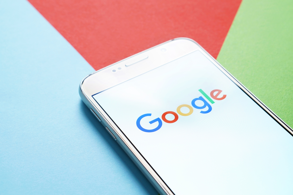 Google plans about foldable phone in June